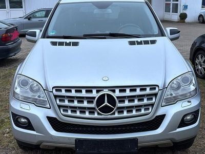 Gebraucht Mercedes 300 190 PS (139 kW) 2010 Silber SUV
