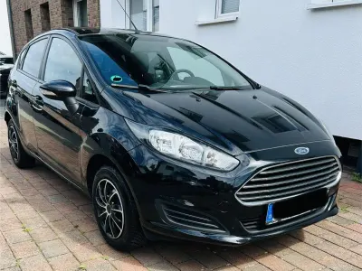 Gebraucht Ford Fiesta Trend 80 PS (58 kW) 2013 Schwarz Limousine