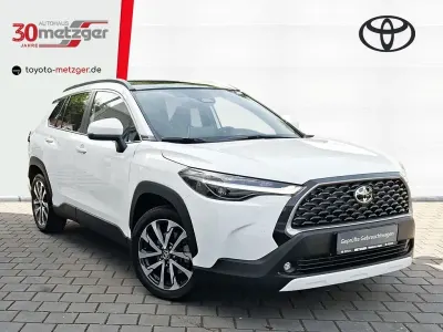 Gebraucht Toyota Corolla Cross Premium 197 PS (144 kW) 2025 Weiss SUV
