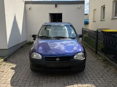 Gebraucht Opel Corsa Swing 60 PS (44 kW) 1995 Blau Kleinwagen
