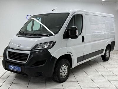Gebraucht Peugeot Boxer Premium 140 PS (102 kW) 2021 Weiß Van