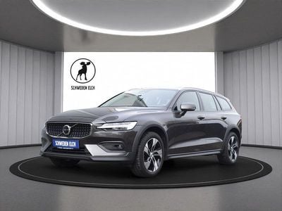 Gebraucht Volvo V60 CC Plus 197 PS (144 kW) 2022 Grau Kombi