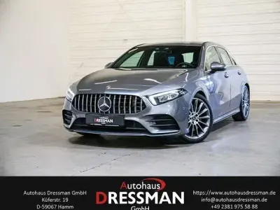 Usata Mercedes A250 AMG line 224 CV (164 kW) 2018 Grigio Berlina