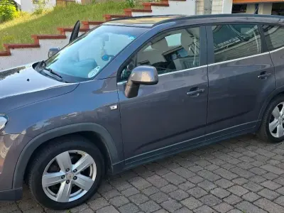 Gebraucht Chevrolet Orlando LT 141 PS (103 kW) 2012 Grau Van / Kleinbus