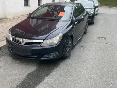 Gebraucht Opel Astra GTC 150 PS (110 kW) 2008 Schwarz Limousine
