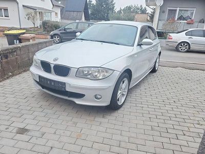 Gebraucht BMW 123 Sport Line 129 PS (94 kW) 2007 Grau Kleinwagen