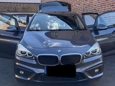 Gebraucht BMW 220 Active Tourer Advantage 192 PS (141 kW) 2018 Grau Van / Kleinbus