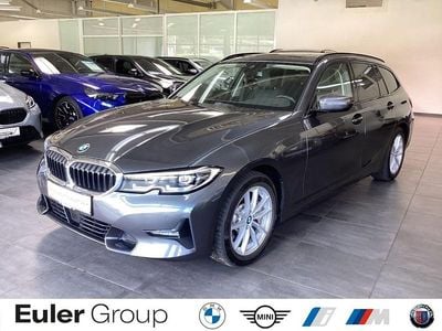 Gebraucht BMW 330 Sport Line 258 PS (189 kW) 2021 Mineralgrau metallic Kombi