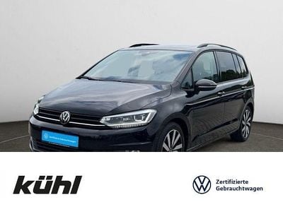 Gebraucht VW Touran Highline 150 PS (110 kW) 2023 Schwarz Van / Kleinbus