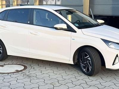 Weiß Gebraucht 2022 Hyundai i20 Edition 30 Kleinwagen | 16.500 € (Fairer Preis)