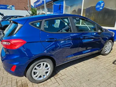 Gebraucht Ford Fiesta Cool & Connect 86 PS (63 kW) 2018 Blau Kleinwagen