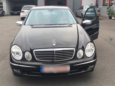 gebraucht Mercedes E400 CDI V8 Scheckheftgepflegt