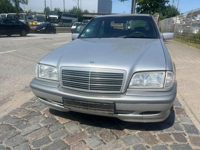 Mercedes C180