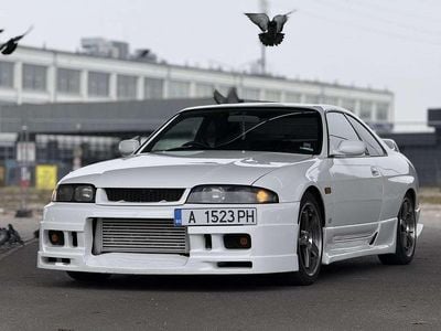 Usata Nissan Skyline 299 CV (219 kW) 1996 Bianco Berlina