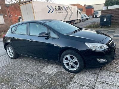 Gebraucht Opel Astra 101 PS (74 kW) 2010 Schwarz Limousine