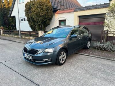 gebraucht Skoda Octavia Combi 2.0 TDI Automatik DSG