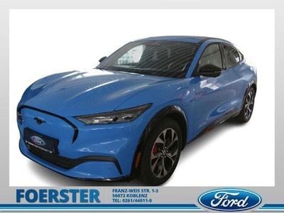 Blau Gebraucht 2022 Ford Mustang Mach-E SUV | 28.880 € (Superpreis)