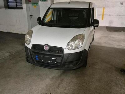 Gebraucht Fiat Doblò 90 PS (66 kW) 2010 Weiß Van / Kleinbus