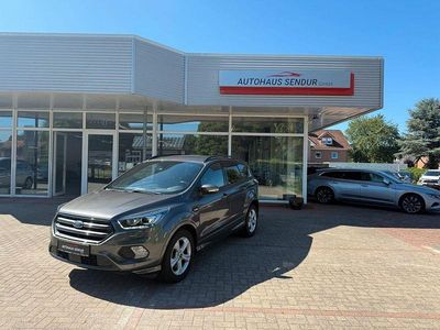 Grau Gebraucht 2018 Ford Kuga ST-Line SUV | 21.990 € (Fairer Preis)