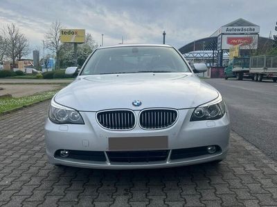 gebraucht BMW 523 i wenig KM!