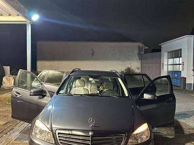 Mercedes C200