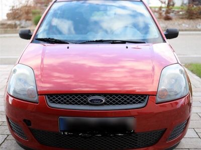 gebraucht Ford Fiesta 1.6l