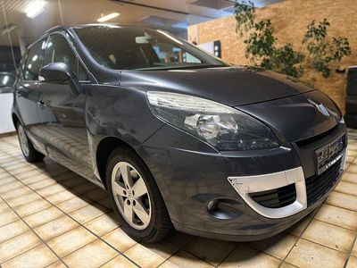 Schwarz Gebraucht 2009 Renault Scénic III Dynamique Van / Kleinbus | 3.390 € (Fairer Preis)