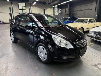 Gebraucht Opel Corsa 90 PS (66 kW) 2008 Saphirschwarz/black sapphire Kleinwagen