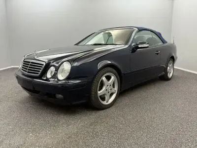 Gebraucht Mercedes CLK320 Elegance 218 PS (160 kW) 2001 Blau Cabrio