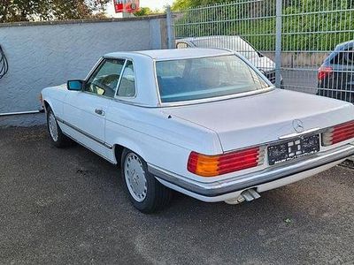 Usata Mercedes 560 227 CV (166 kW) 1986 Bianco Cabrio