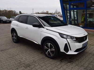 Weiß Gebraucht 2024 Peugeot 3008 GT SUV | 22.780 € (Guter Preis)