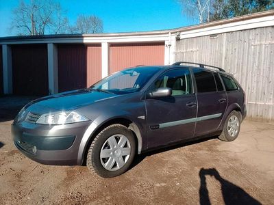 Gebraucht Renault Mégane GrandTour 113 PS (83 kW) 2004 Kombi