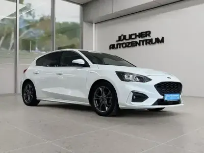 Gebraucht Ford Focus ST-Line 245 PS (180 kW) 2019 Weiß Limousine