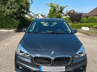Gebraucht BMW 220 Active Tourer Sport Line 192 PS (141 kW) 2017 Grau Van / Kleinbus