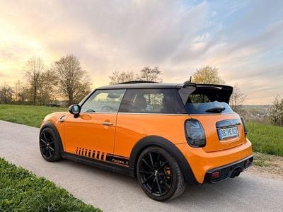 Second-hand Mini John Cooper Works 320 CP (235 kW) 2014 Portocaliu Hatchback