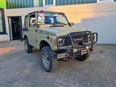 Suzuki Samurai