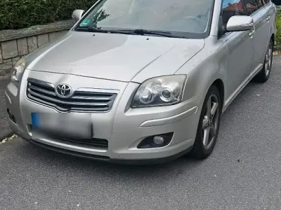 Gebraucht Toyota Avensis T2 177 PS (130 kW) 2006 Grau Limousine