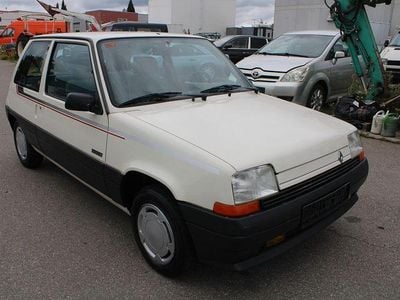 Second-hand Renault R5 58 CP (42 kW) 1988 Alb Hatchback