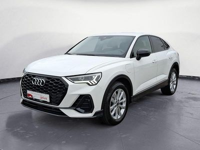 Weiß Gebraucht 2022 Audi Q3 Sportback Basis SUV | 27.990 € (Guter Preis)