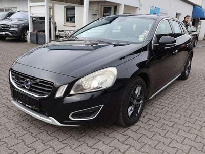 Gebraucht Volvo V60 Summum 205 PS (150 kW) 2010 Black sapphire Kombi
