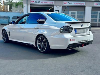 Gebraucht BMW 318 143 PS (105 kW) 2008 Weiß Limousine
