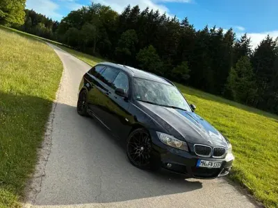 Gebraucht BMW 330 M Sport 245 PS (180 kW) 2010 Schwarz Kombi