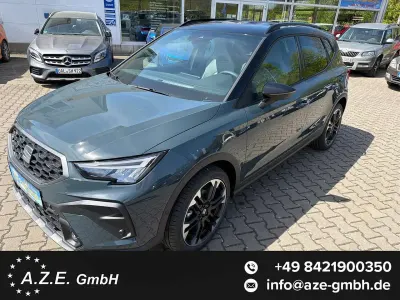 Neu Seat Arona FR 116 PS (85 kW) 2025 Blau SUV