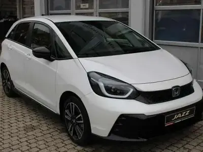 Neu Honda Jazz Advance 122 PS (89 kW) 2026 Platinum white p Kleinwagen