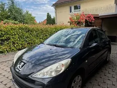Gebraucht Peugeot 206 60 PS (44 kW) 2009 Blau Limousine