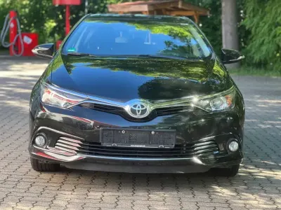 Gebraucht Toyota Auris Comfort 116 PS (85 kW) 2016 Schwarz Limousine
