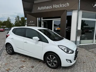 Gebraucht Hyundai i20 Space Plus 90 PS (66 kW) 2018 Weiß Van / Kleinbus