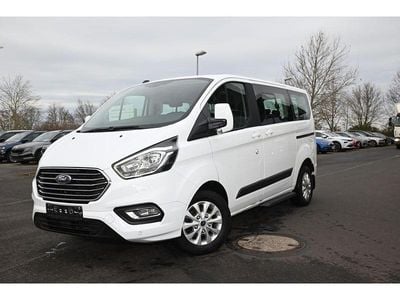 Gebraucht Ford Tourneo 131 PS (96 kW) 2022 Weiss Van / Kleinbus