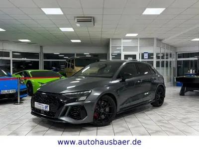 Gebraucht Audi RS3 Ambiente 400 PS (294 kW) 2024 Grau Limousine