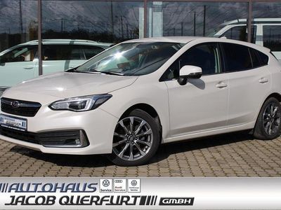 Używany Subaru Impreza 114 KM (83 kW) 2022 Biały Sedan/Limuzyna